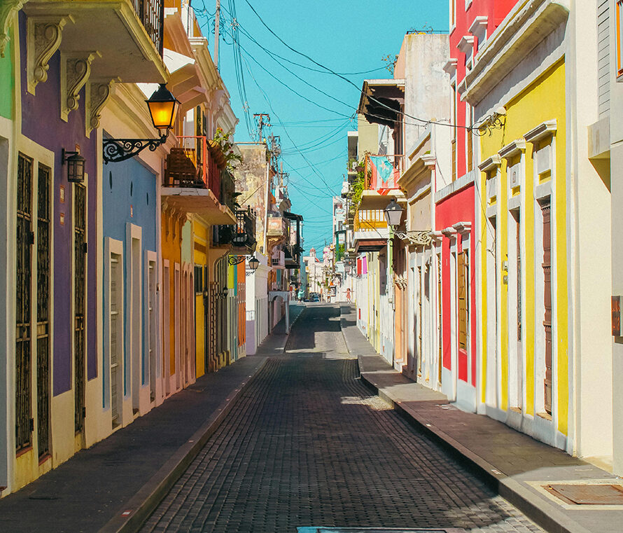 7Azulado Bienes Raices Real State